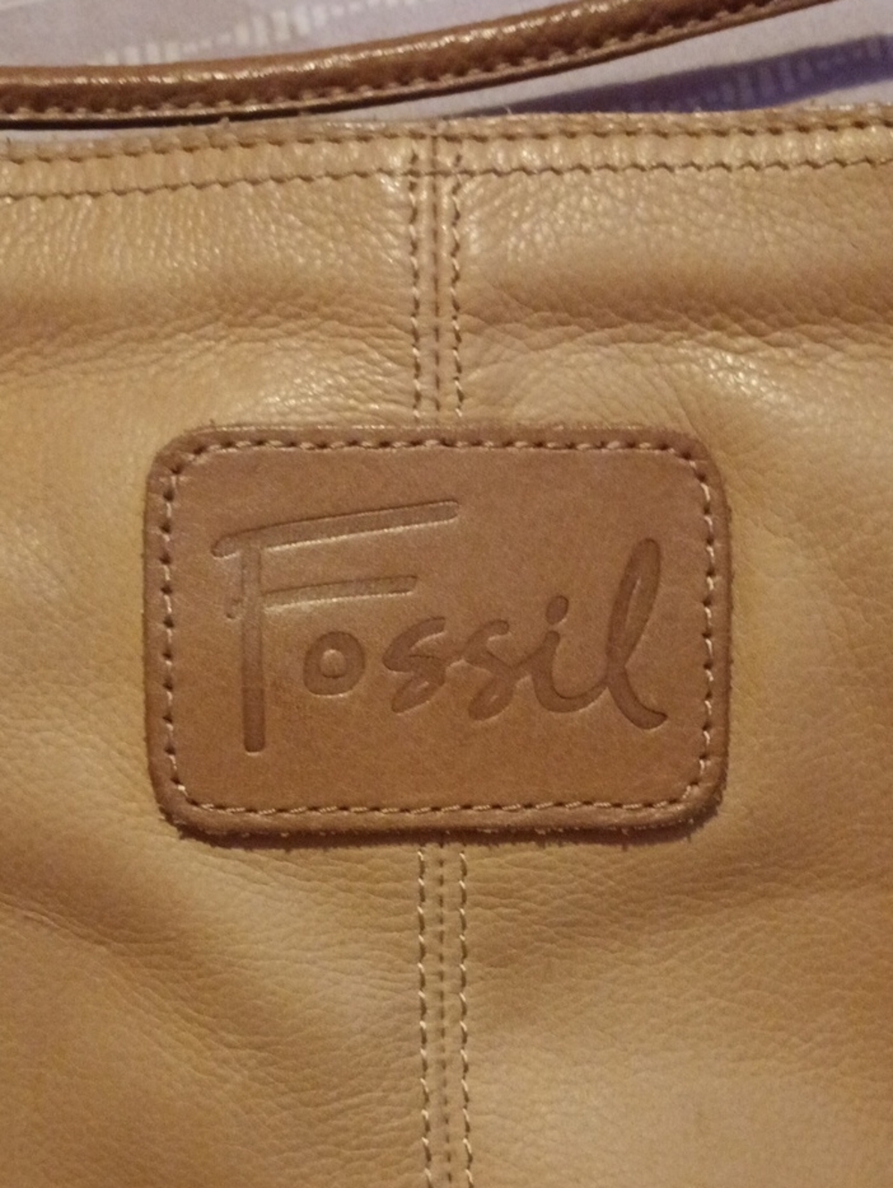 Fossil Boho Women’s Floral Accent Crossbody Bag in Tan - Picture 2 of 7